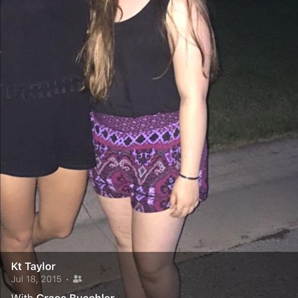 Cotton shorts - Picture 4 of 5